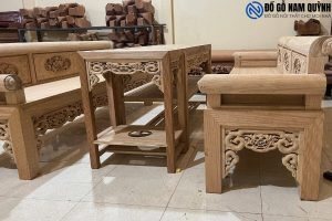 Nhìn góc nghiêng của bộ trường kỷ với họa tiết ngũ phúc triện thủng siêu đẹp