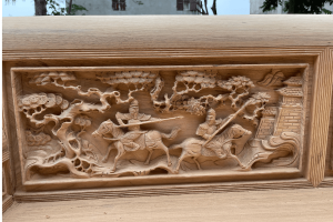 Phần vách đục tay điển tích tam quốc của bộ trường kỷ tích tam quốc gỗ gụ lào hàng đại có tại Đồ Gỗ Nam Quỳnh