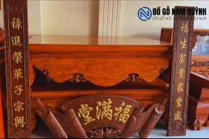 Bộ cuốn thư câu đối gỗ gõ đỏ phun màu óc chó đẹp tại Đồ Gỗ Nam Quỳnh