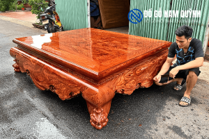 Sập tứ diện gỗ hương đá chân không ôm tâm siêu hiếm tại Đồ Gỗ Nam Quỳnh