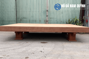 Bộ chiếu ngựa nguyên khối gỗ hương nam phi dày 22 phân đẹp tại Đồ Gỗ Nam Quỳnh