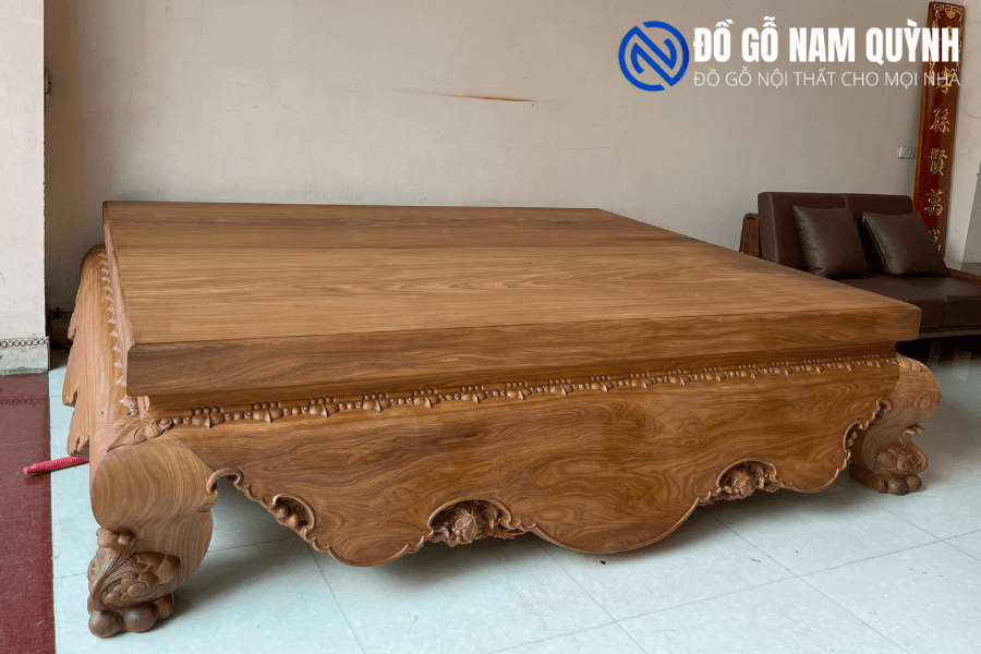 Sập chân quỳ mặt chiếu ngựa nguyên khối gỗ cẩm vàng tại Đồ Gỗ Nam Quỳnh