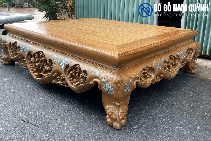 Sập chân quỳ đục ba bông gỗ gụ khảm trai ốc đẹp tại Đồ Gỗ Nam Quỳnh