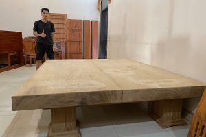 Chiếu ngựa nguyên khối gỗ cẩm vàng dày 14cm đẹp tại Đồ Gỗ Nam Quỳnh