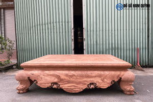 Sập trơn chân quỳ gỗ hương đá chọn vân tại Đồ Gỗ Nam Quỳnh