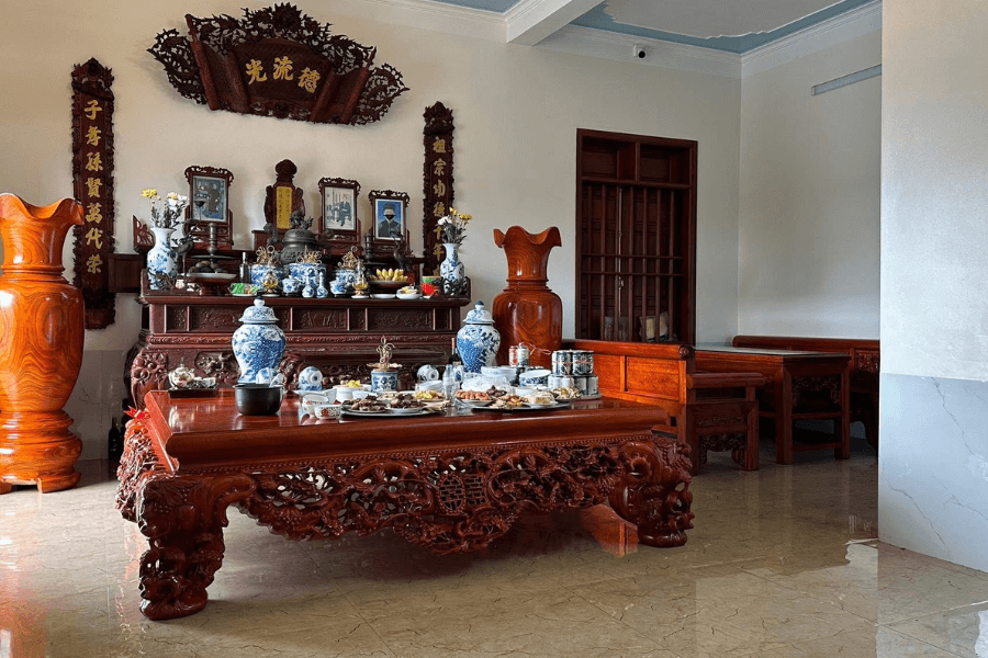 Ý nghĩa hoa mai và chim điểu trong các bộ sập chân quỳ tại Đồ Gỗ Nam Quỳnh